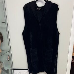 Carré Noir Black Faux Fur Longline Hooded Vest XL Cozy Chic